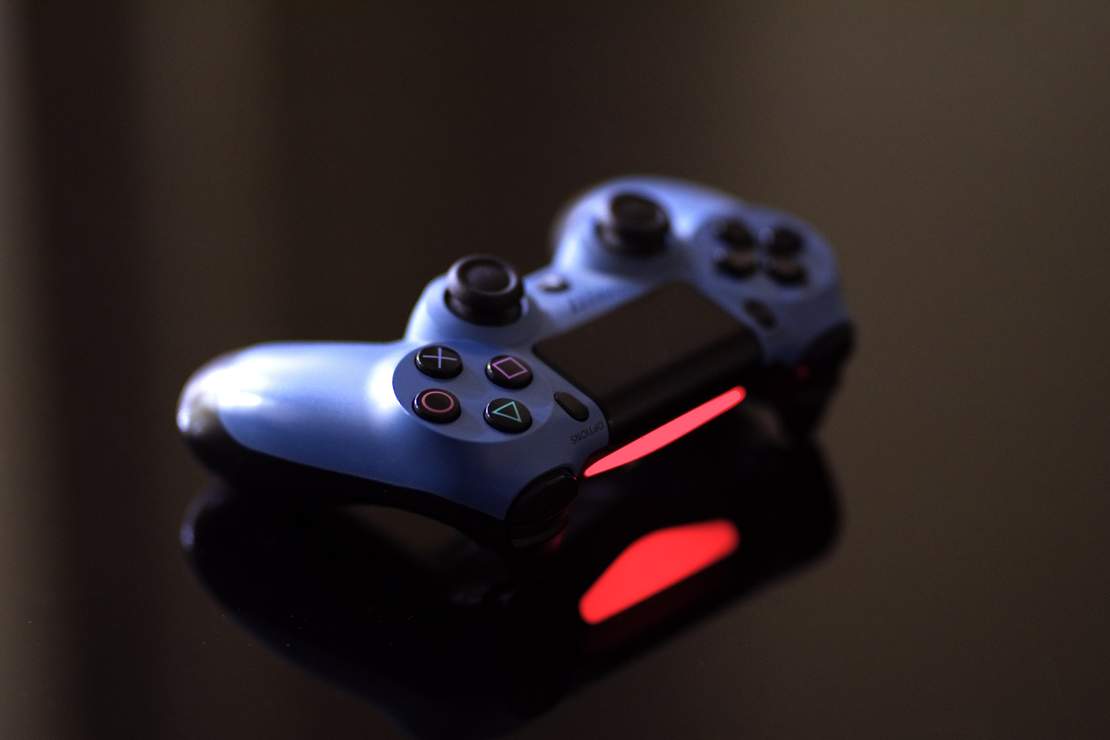 Jak korzystać z kontrolera PS4 DualShock 4 na komputerze